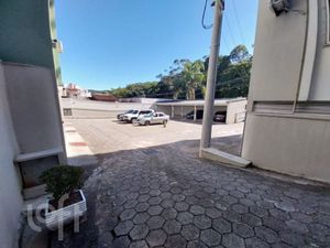 Image 4 - 878981