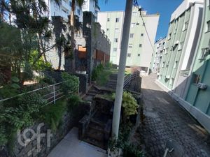 Image 0 - 878981