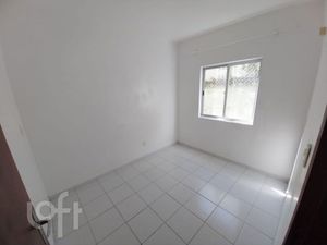 Image 15 - 878981