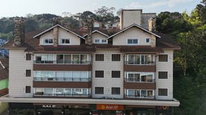 Image 16 - 878984