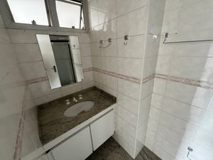 Image 6 - 878988