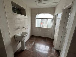 Image 9 - 878988