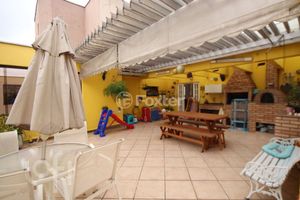 Image 10 - 878989