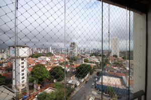 Image 7 - 878989