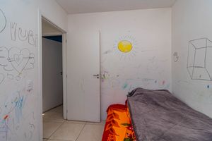 Image 10 - 878997