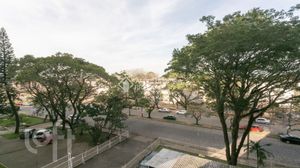 Image 16 - 879011