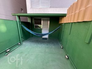 Image 6 - 879016