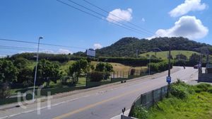Image 2 - 879020