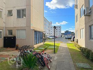 Image 33 - 879025