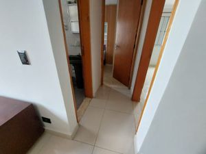 Image 3 - 879032