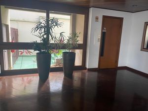 Image 1 - 879063