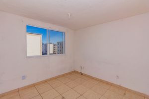 Image 3 - 879082