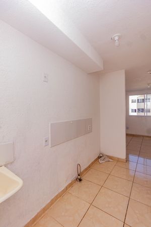 Image 7 - 879082