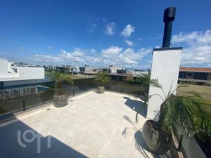 Image 5 - 879085