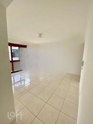 Image 15 - 879109