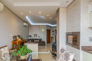 Image 12 - 879113