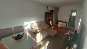 Image 3 - 879116