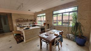 Image 16 - 879130