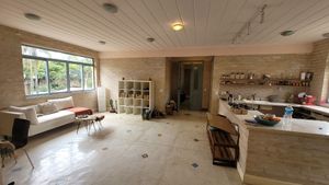 Image 14 - 879130