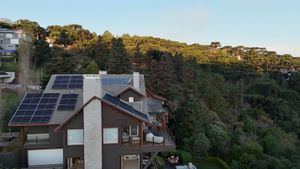 Image 34 - 879142