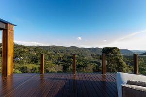 Image 32 - 879142
