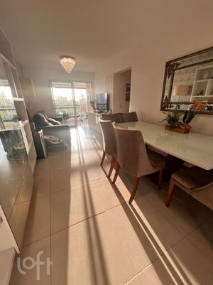 Image 1 - 879151