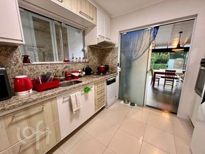 Image 8 - 879153