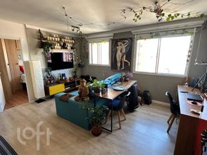 Image 11 - 879156