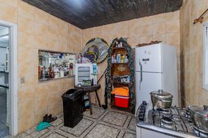 Image 93 - 879161