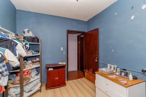 Image 30 - 879161