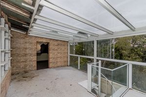 Image 70 - 879161