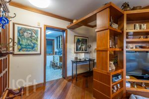 Image 7 - 879171