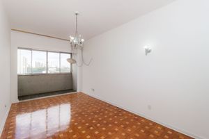 Image 1 - 879179