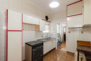 Image 23 - 879179