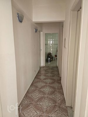 Image 12 - 879180