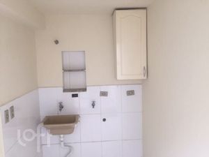 Image 1 - 879183