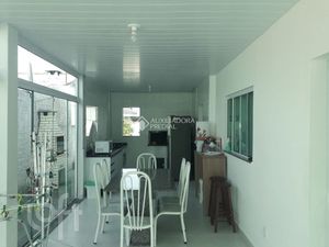 Image 4 - 879184