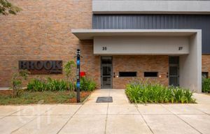Image 14 - 879185
