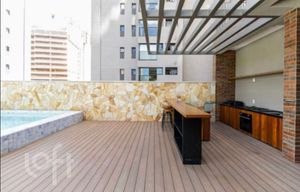 Image 16 - 879185