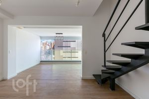 Image 1 - 879187