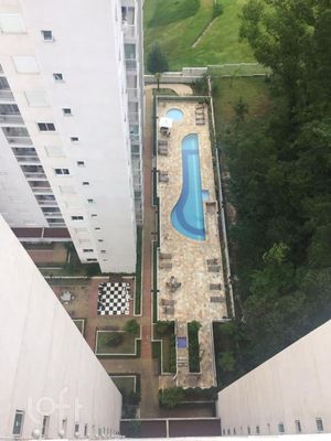 Image 12 - 879191
