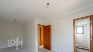 Image 36 - 879194