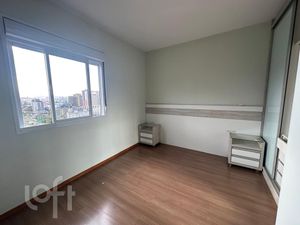 Image 8 - 879198
