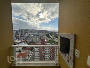 Image 6 - 879198