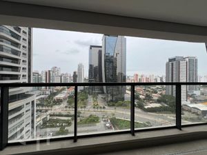 Image 3 - 879203