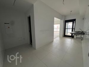 Image 4 - 879203