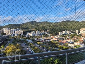 Image 3 - 879206