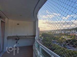 Image 2 - 879206