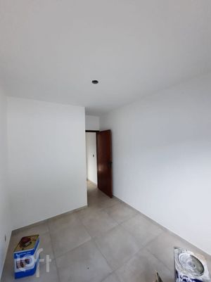 Image 11 - 879211