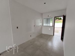 Image 21 - 879211